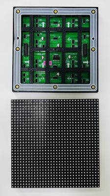 Module d'affichage à LED P6 extérieur étanche SMD 2727 avec couleur complète et taux de rafraîchissement 3840Hz-7680Hz