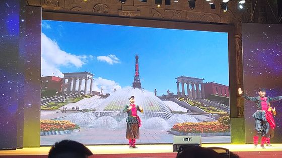 Outdoor LED Display with P8 Pixel Pitch 100000 Hours Life Span and 1920Hz-3840Hz Refresh Rate