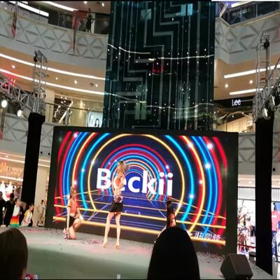 Écran d'affichage LED extérieur étanche IP65 avec pas de pixel P3.91mm et taux de rafraîchissement de 1920Hz-3840Hz