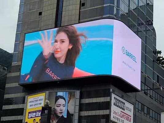 Écran d'affichage LED extérieur étanche IP65 avec une luminosité de 4000-5500 cd/m² et une durée de vie de 100000 heures pour la publicité