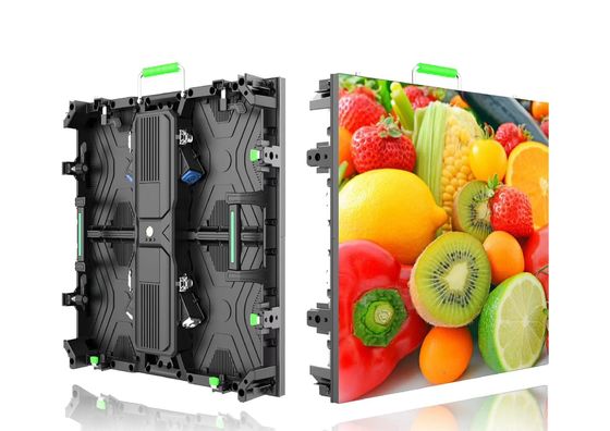 Location d'un mur vidéo à LED ultra lumineux de 6500 cd/m2 avec taux de rafraîchissement de 3840